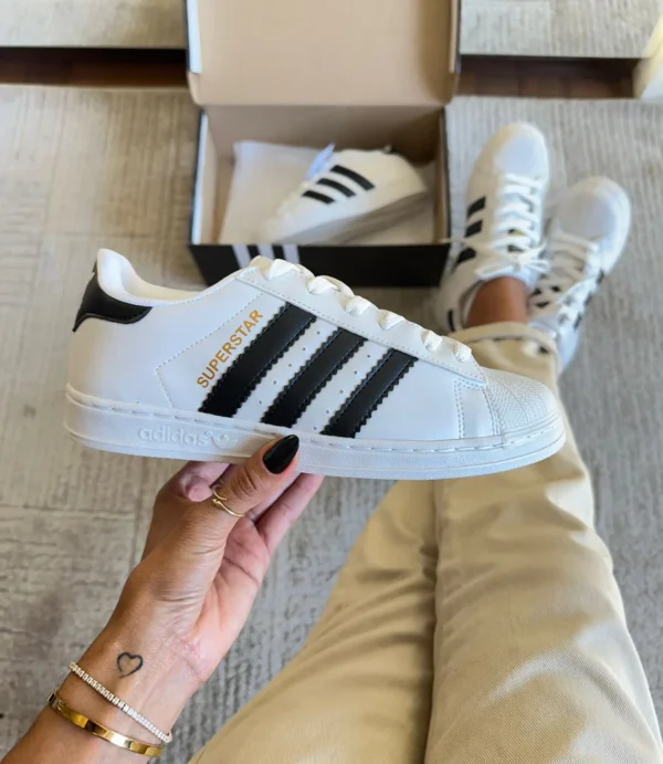 Adidas Superstar