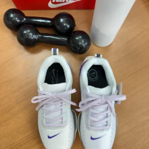 Invencible Run 3 Branco Roxo