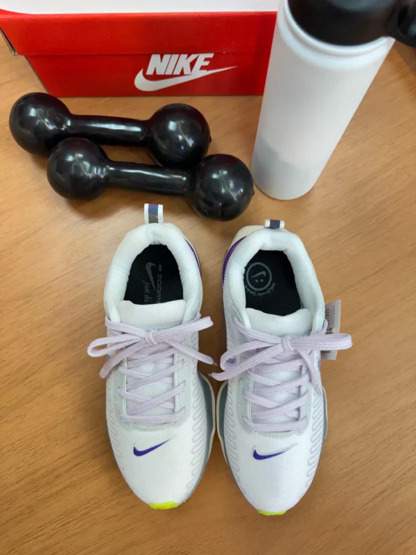 Invencible Run 3 Branco Roxo