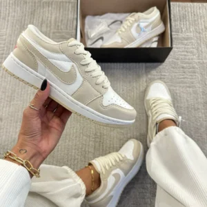 Jordan Low Creme
