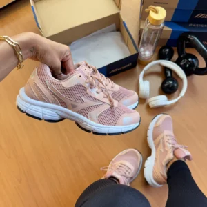 Mizuno Nirvana Rosa